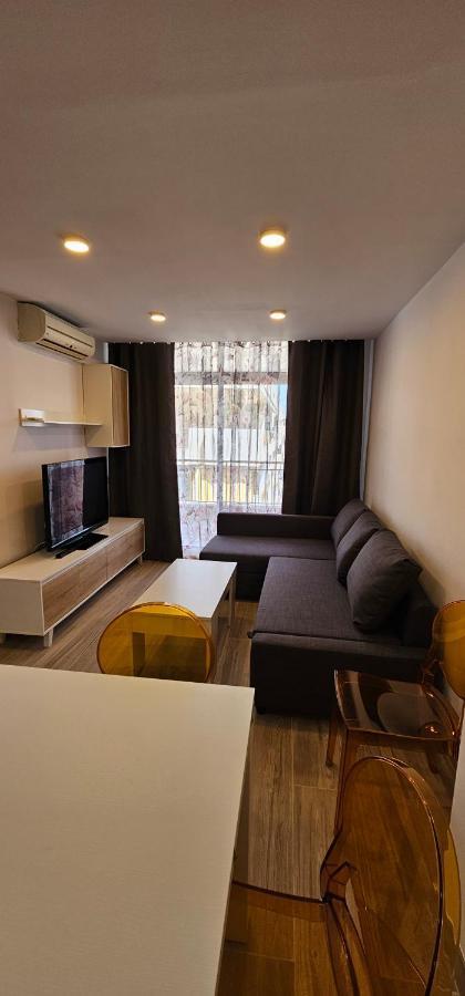 סאלו Apartamentos Cataluna92 מראה חיצוני תמונה