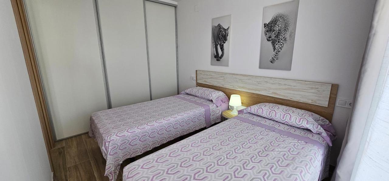 סאלו Apartamentos Cataluna92 מראה חיצוני תמונה