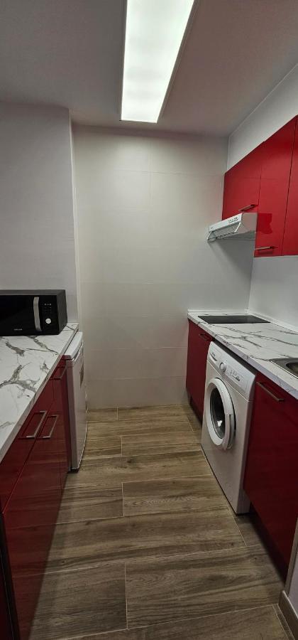 סאלו Apartamentos Cataluna92 מראה חיצוני תמונה