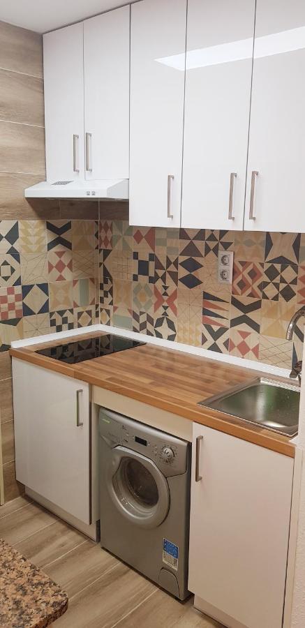 סאלו Apartamentos Cataluna92 מראה חיצוני תמונה